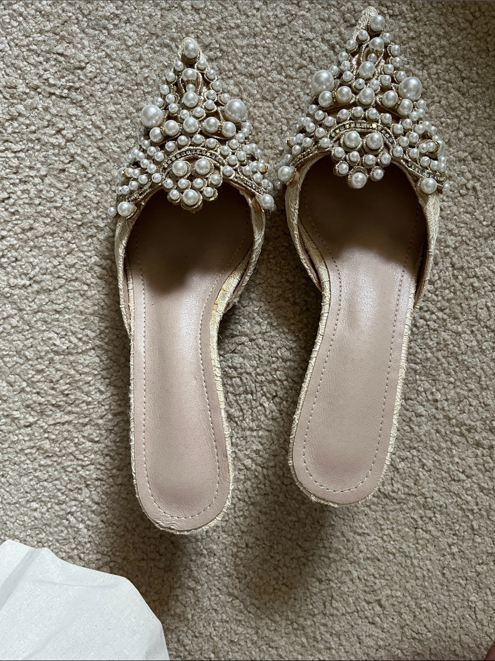 Pearl-Embellished Pointed Toe Mules - Ivory lace
